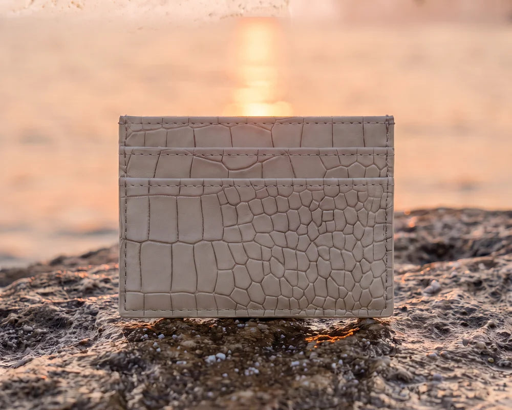 Cardholder Nocturne in Ivoire-Kroko